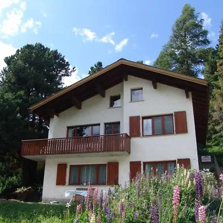 B&B St Moritz Bed & Breakfast 3*